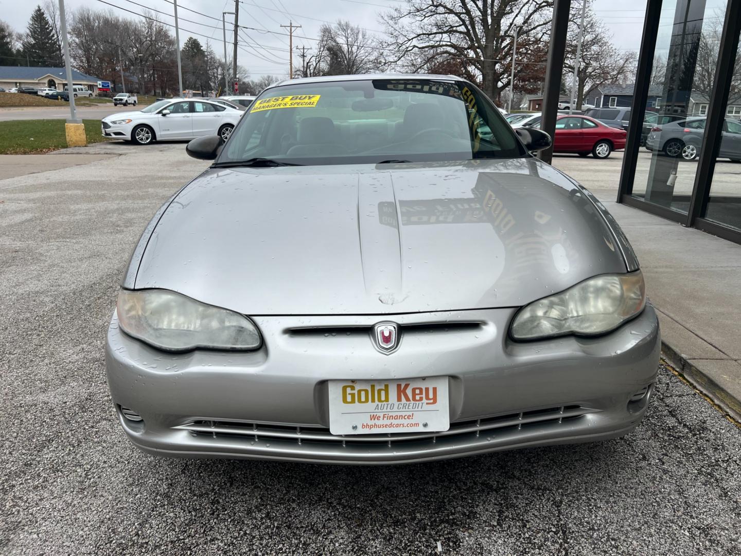 2005 Medium Gray Metallic Chevrolet Monte Carlo LS (2G1WW12E159) with an 3.4L V6 OHV 12V engine, 4-Speed Automatic transmission, located at 1633 W Kimberly, Davenport, IA, 52806, (563) 323-5341, 41.559456, -90.598732 - Photo#1